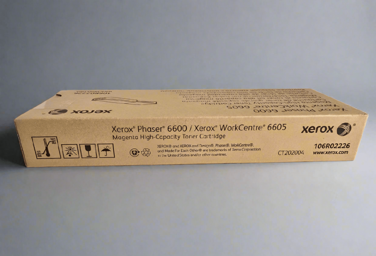 Genuine Xerox OEM Toner - 106R02226 Magenta - Real Deal Toners